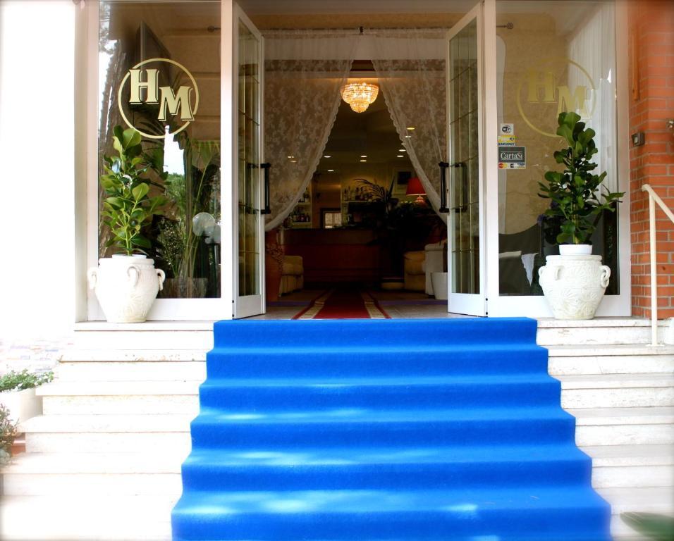 Hotel Manuela Cinquale Exterior photo