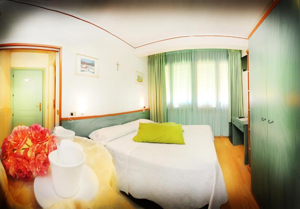 Hotel Manuela Cinquale Room photo